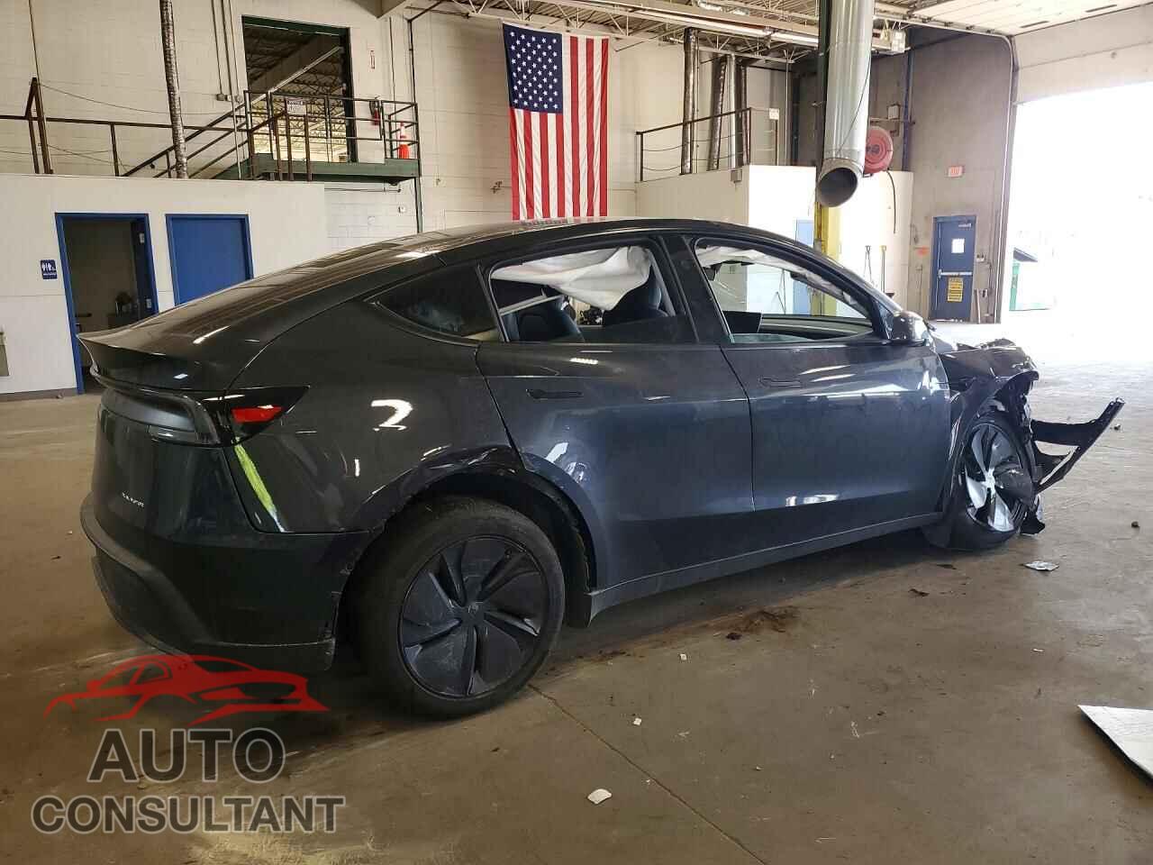 TESLA MODEL Y 2026 - 7SAYGDEE3TF527291