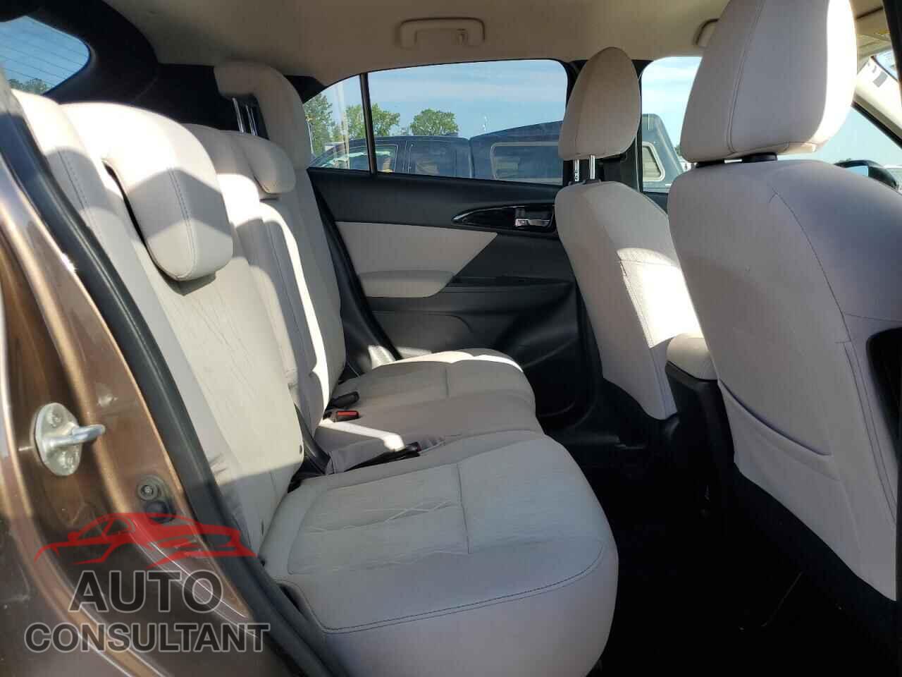 MITSUBISHI ECLIPSE 2018 - JA4AT5AA7JZ059408