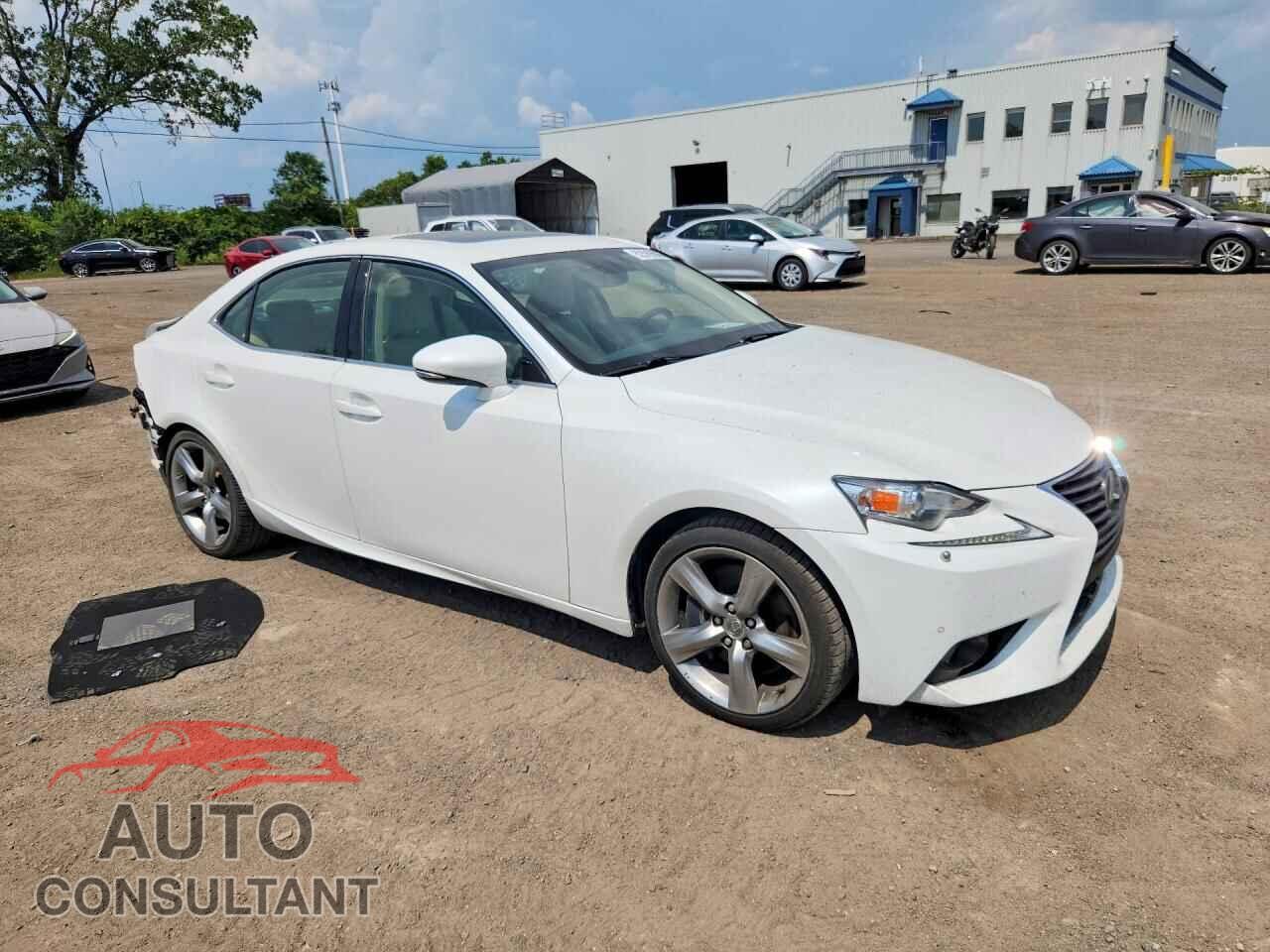 LEXUS IS 2014 - JTHCE1D28E5000899
