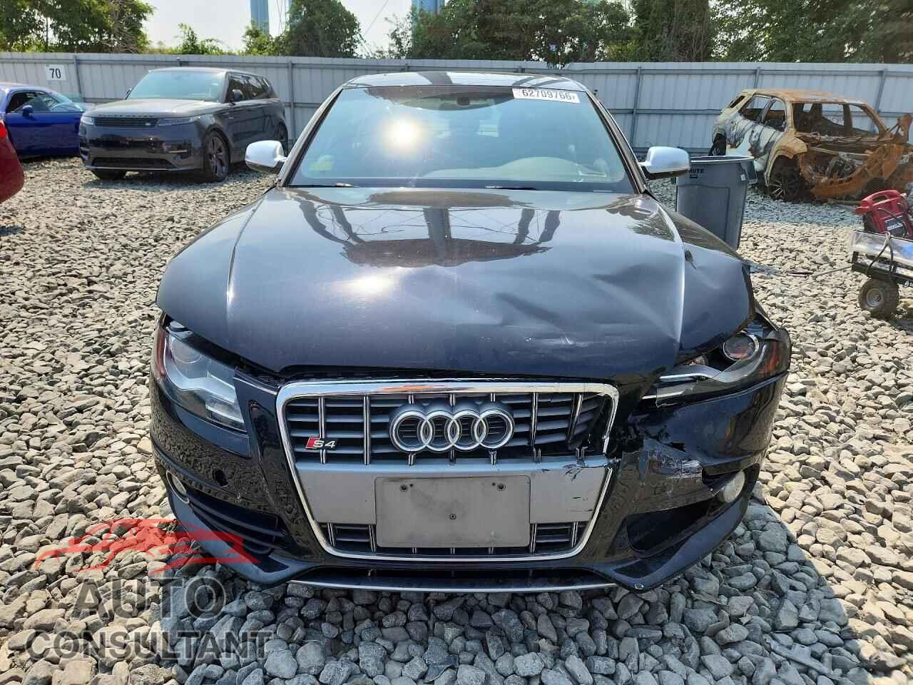 AUDI S4/RS4 2011 - WAUDGAFL4BA040869
