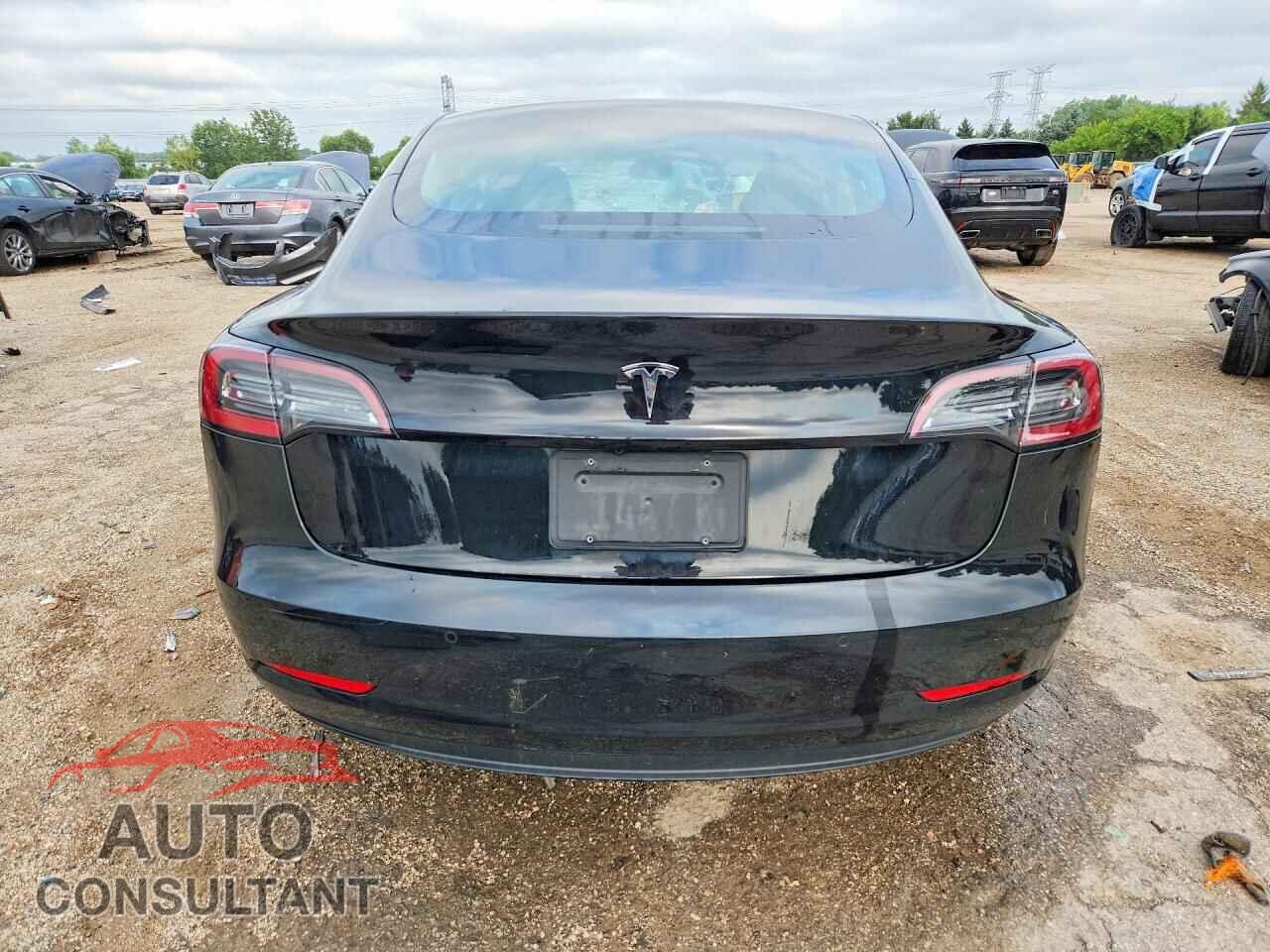 TESLA MODEL 3 2020 - 5YJ3E1EA2LF643817