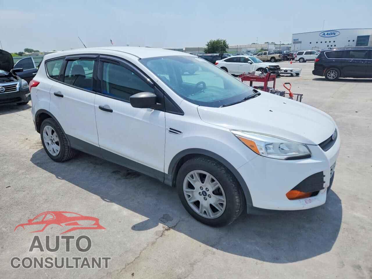 FORD ESCAPE 2016 - 1FMCU0F77GUA52679