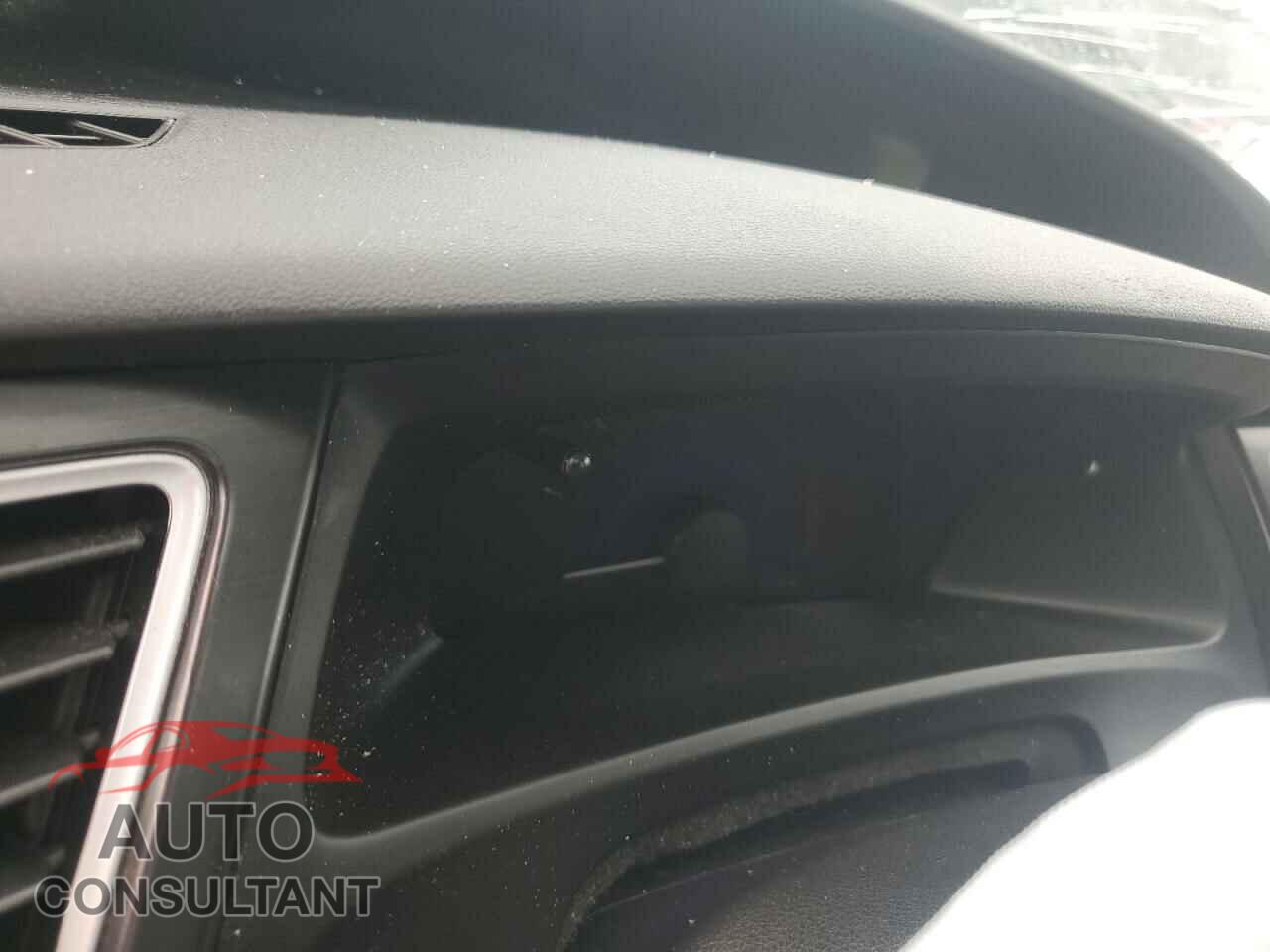 HONDA CIVIC 2015 - 19XFB2F71FE071051