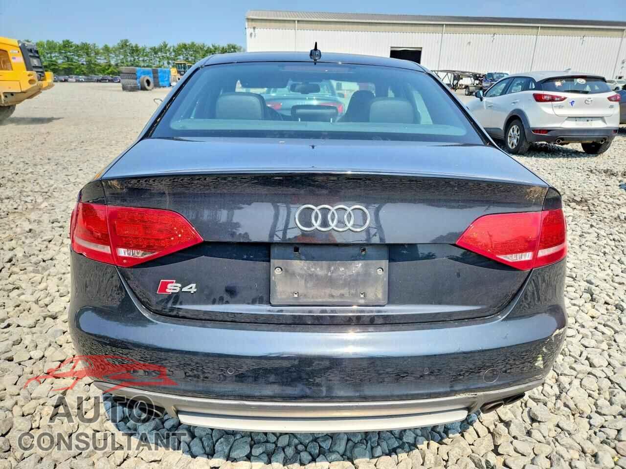 AUDI S4/RS4 2011 - WAUDGAFL4BA040869