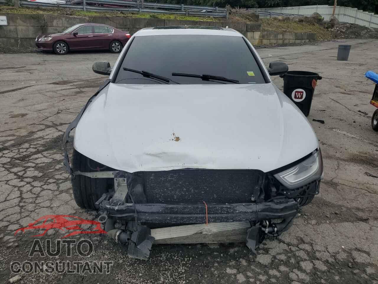 AUDI A4 2013 - WAUBFAFL5DN007112
