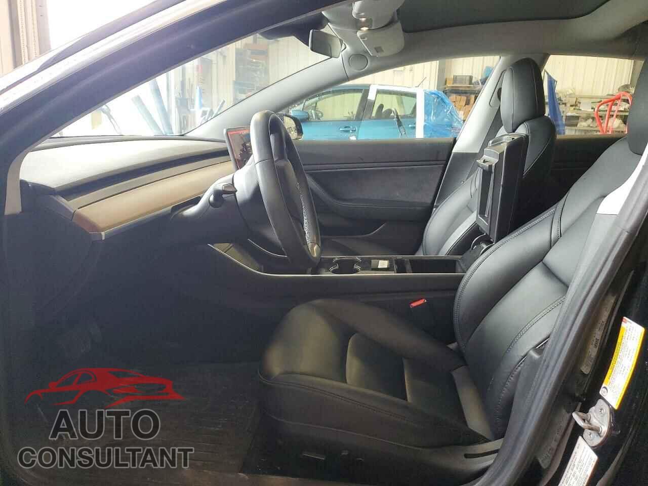 TESLA MODEL 3 2019 - 5YJ3E1EA7KF328705