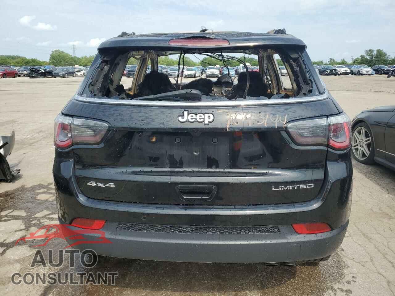 JEEP COMPASS 2018 - 3C4NJDCB8JT470952
