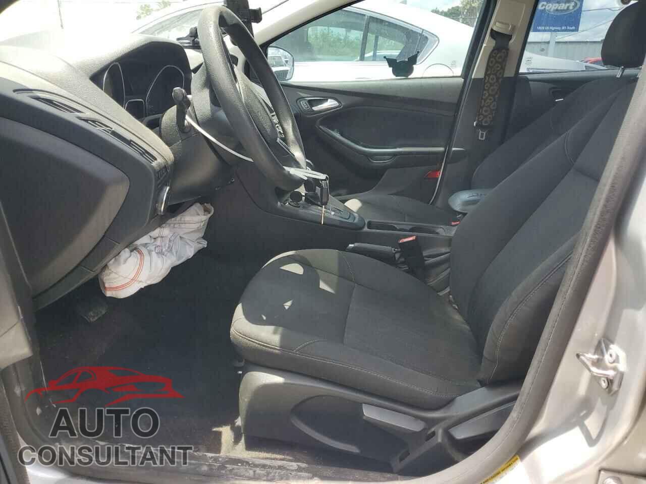 FORD FOCUS 2016 - 1FADP3F24GL309119