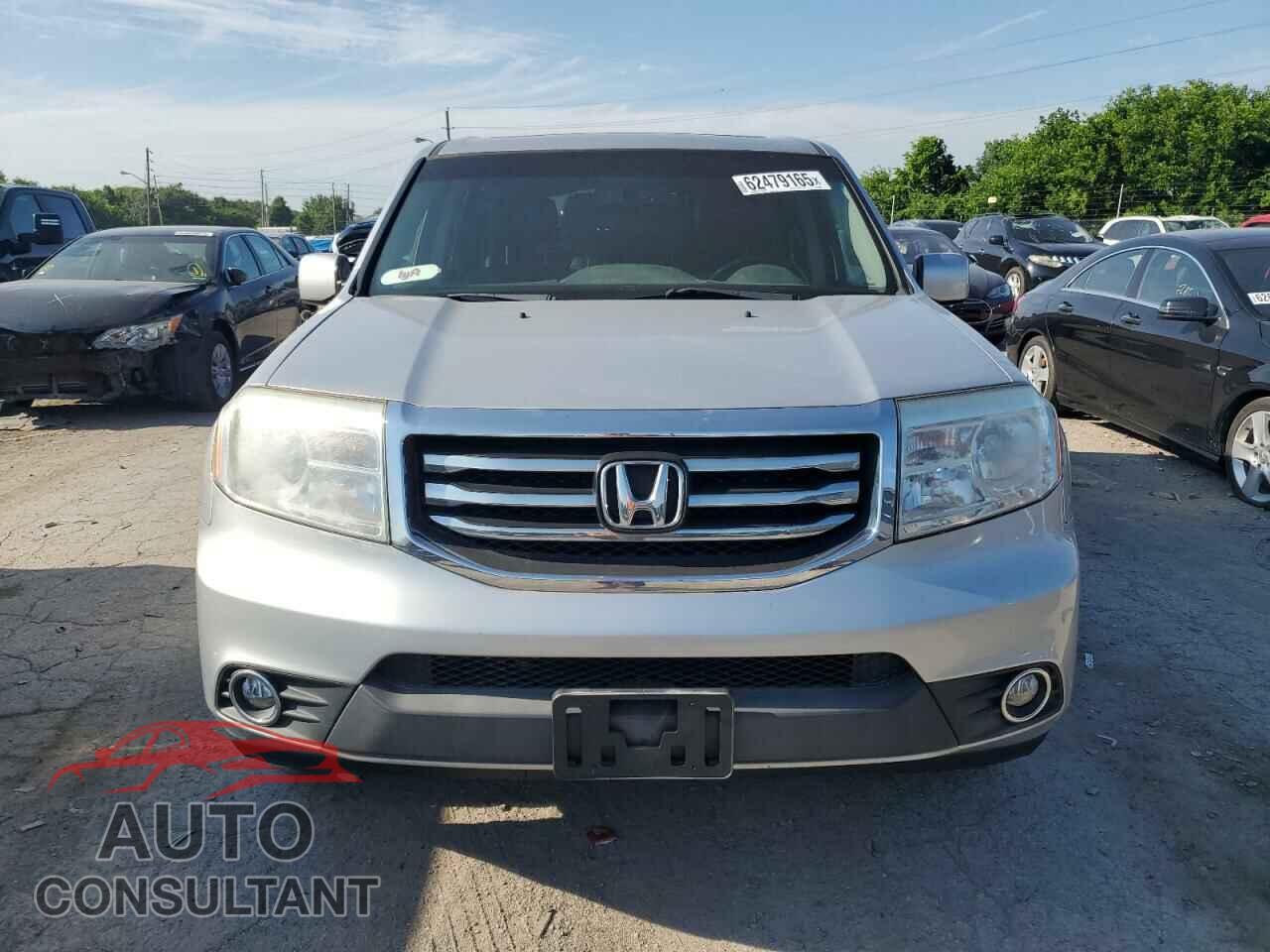 HONDA PILOT 2012 - 5FNYF4H55CB006861
