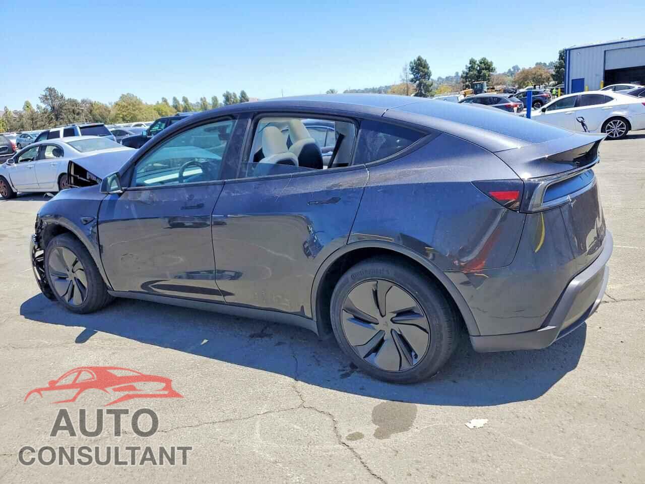 TESLA MODEL Y 2026 - 7SAYGDEDXTF427857
