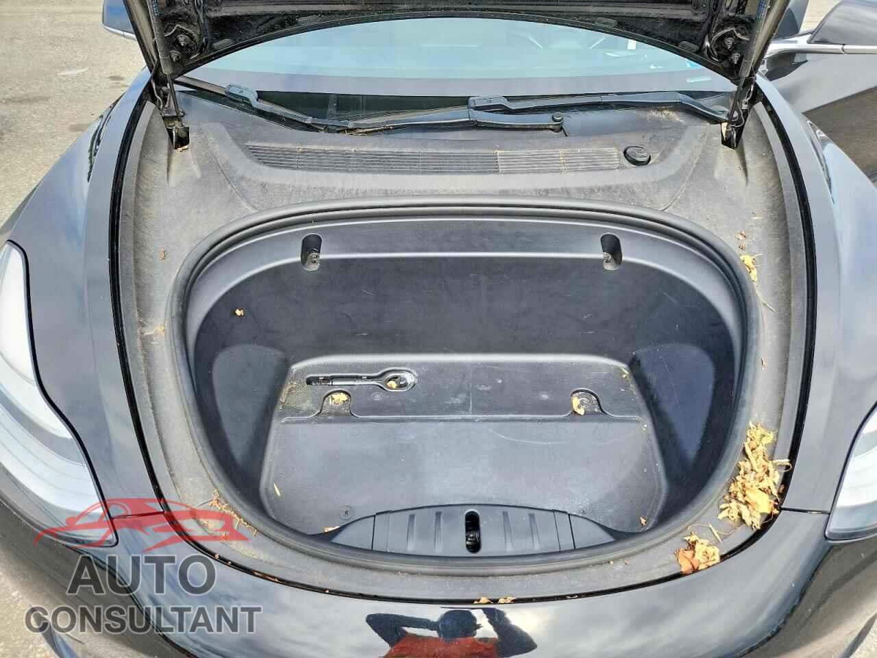 TESLA MODEL 3 2020 - 5YJ3E1EA5LF606373