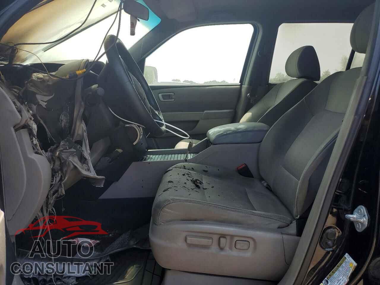 HONDA PILOT 2011 - 5FNYF4H49BB501893