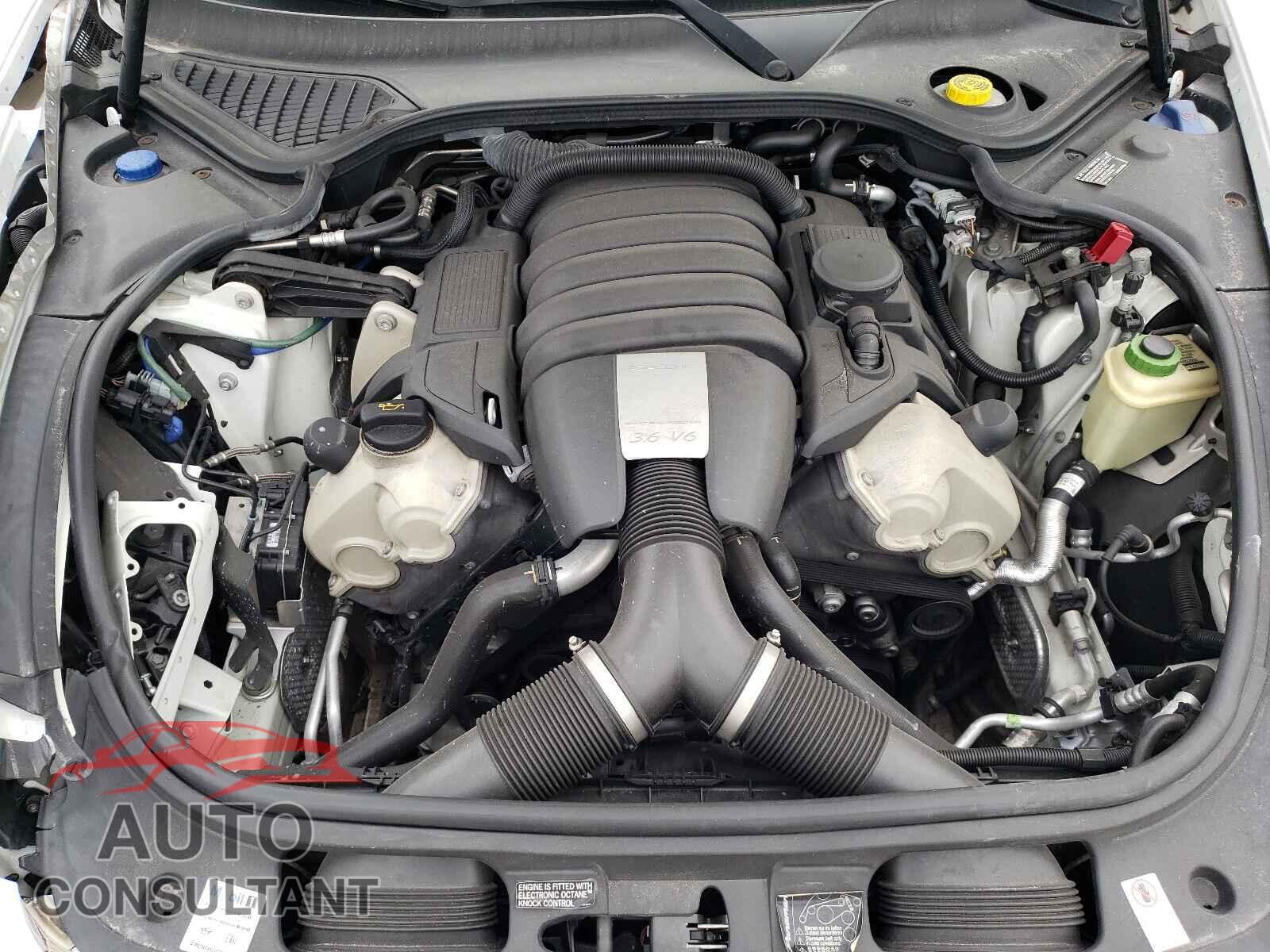 PORSCHE PANAMERA 2016 - WP0AA2A72GL000731