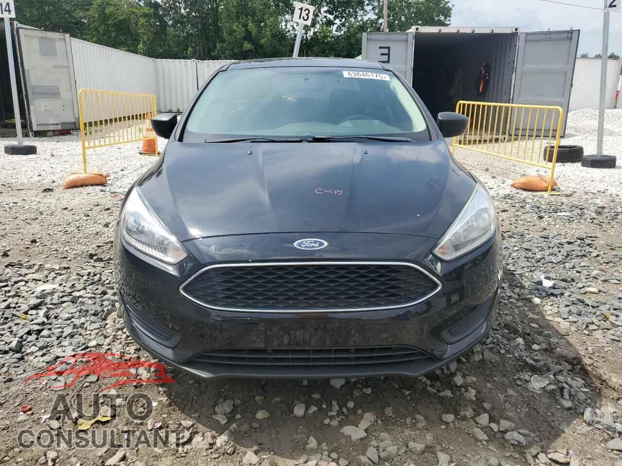 FORD FOCUS 2017 - 1FADP3E28HL297785