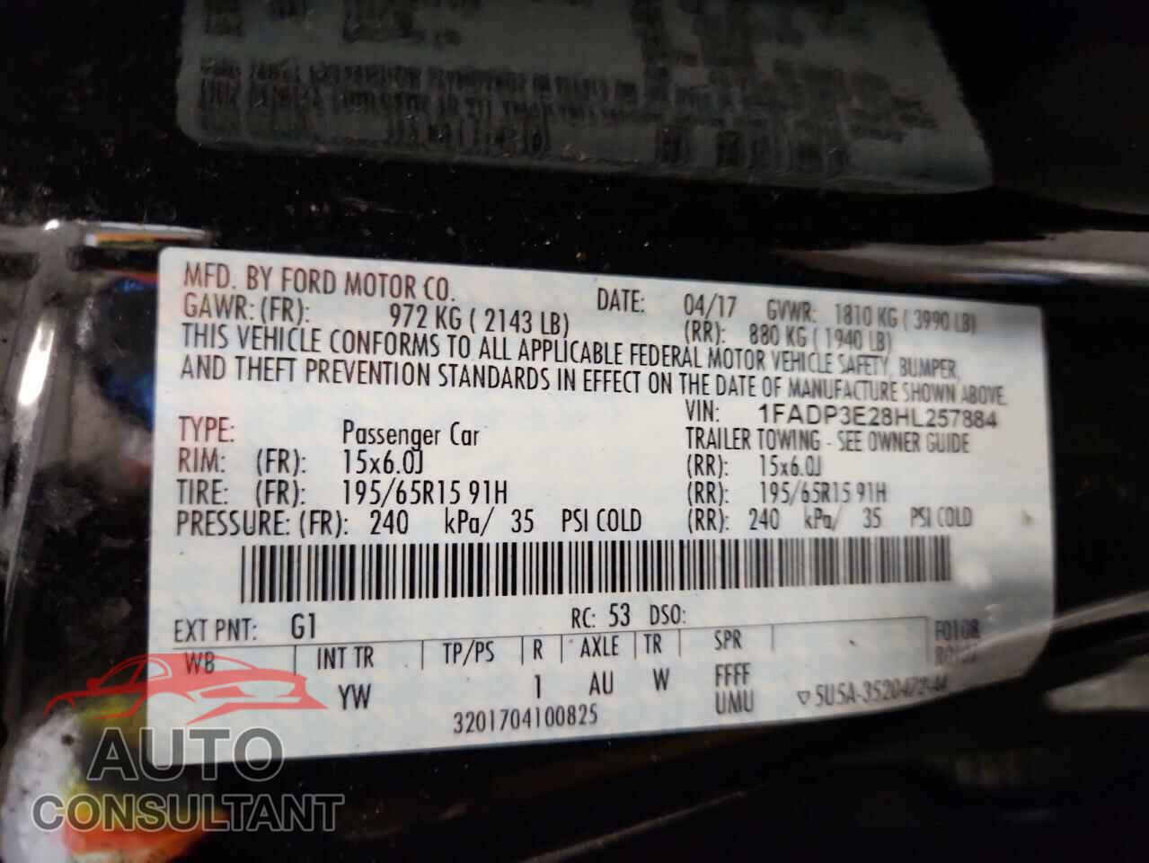 FORD FOCUS 2017 - 1FADP3E28HL257884