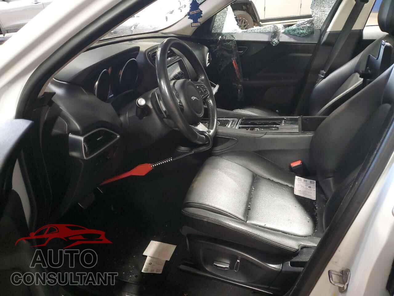 JAGUAR F-PACE 2019 - SADCJ2FX3KA610941