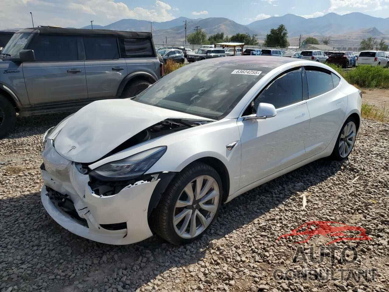 TESLA MODEL 3 2018 - 5YJ3E1EA6JF018334