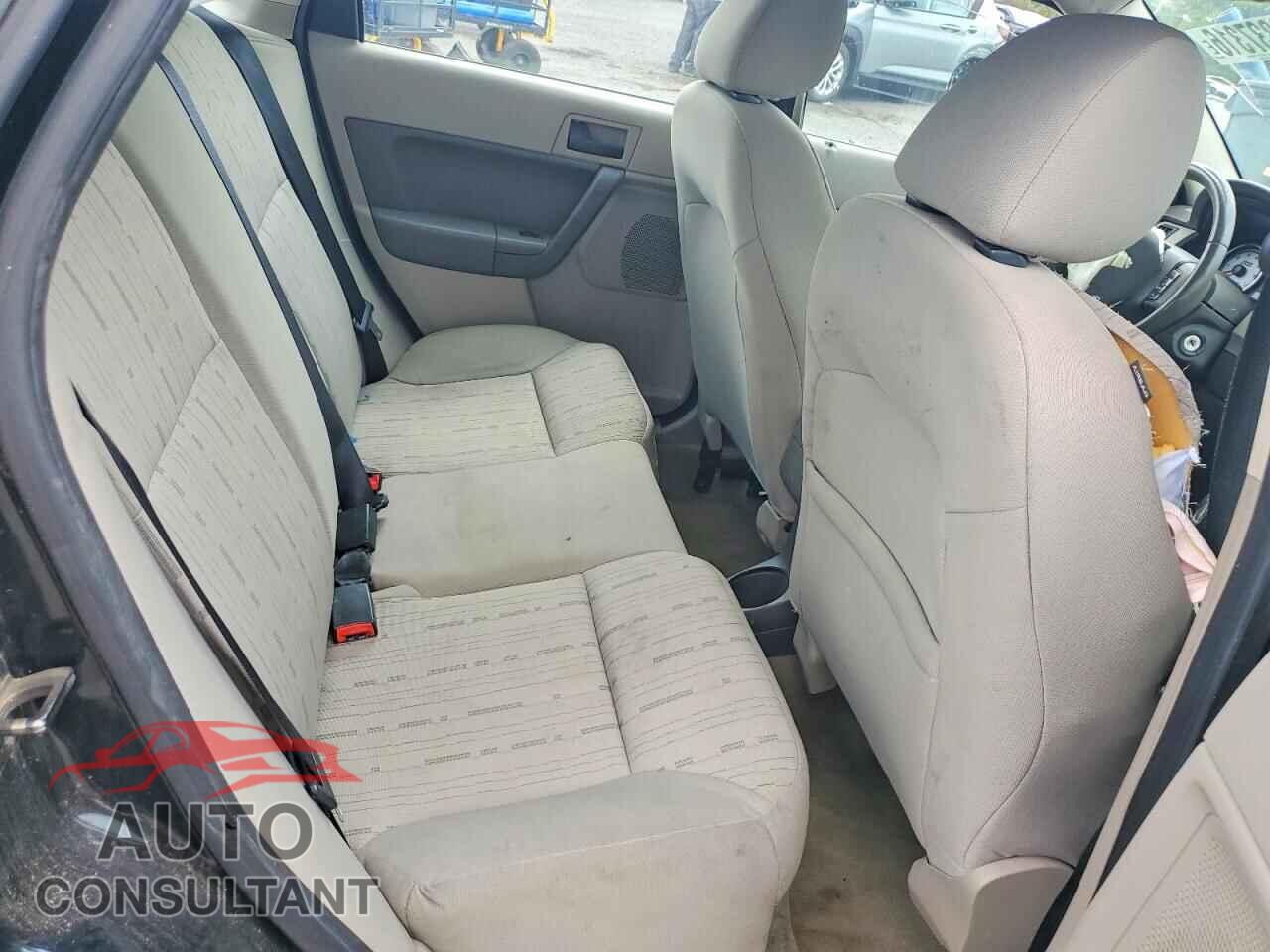 FORD FOCUS 2010 - 1FAHP3FN2AW219680
