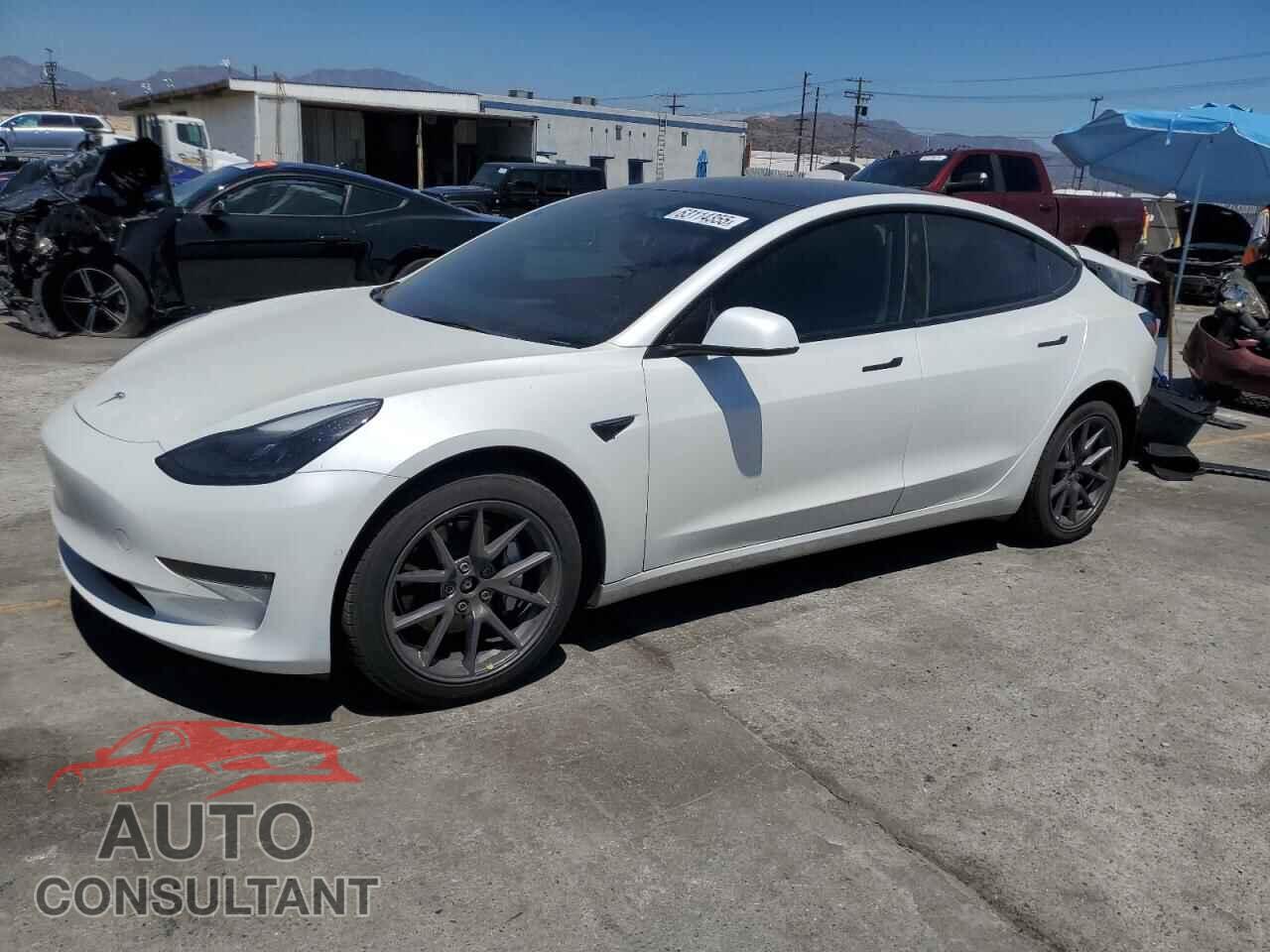 TESLA MODEL 3 2022 - 5YJ3E1EB5NF265052