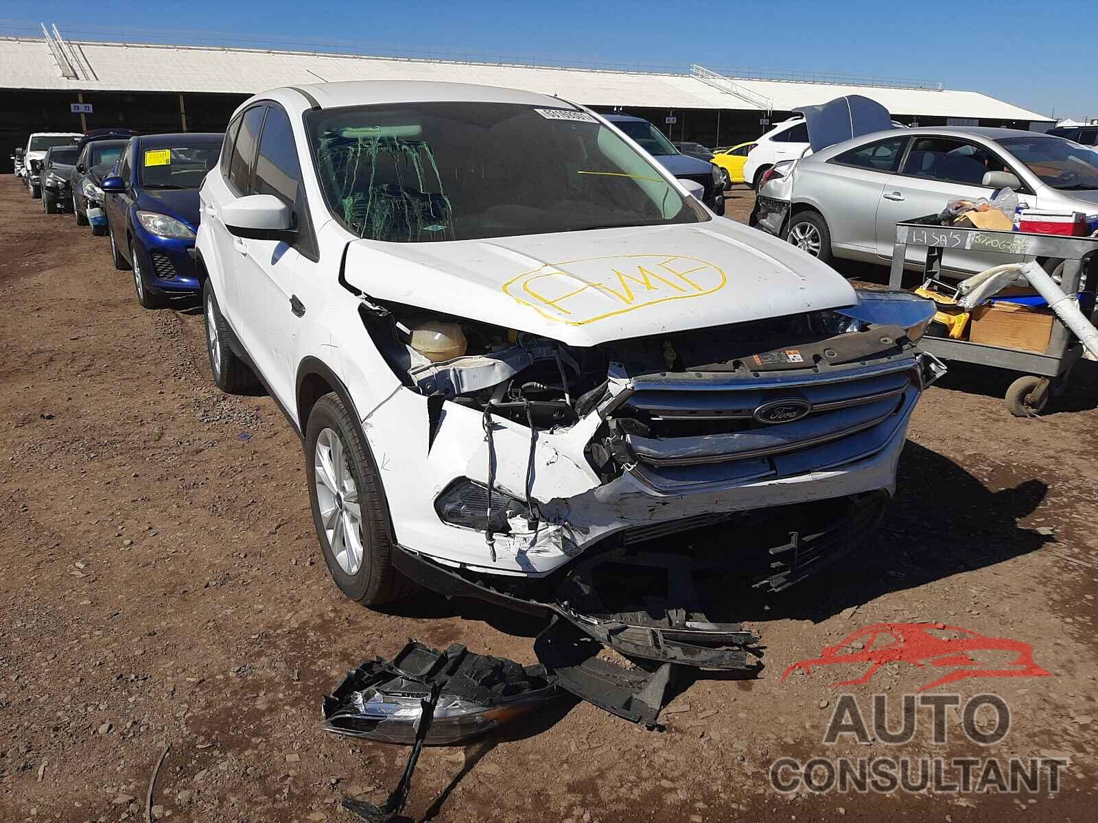 FORD ESCAPE 2017 - 1FMCU0G94HUF08641