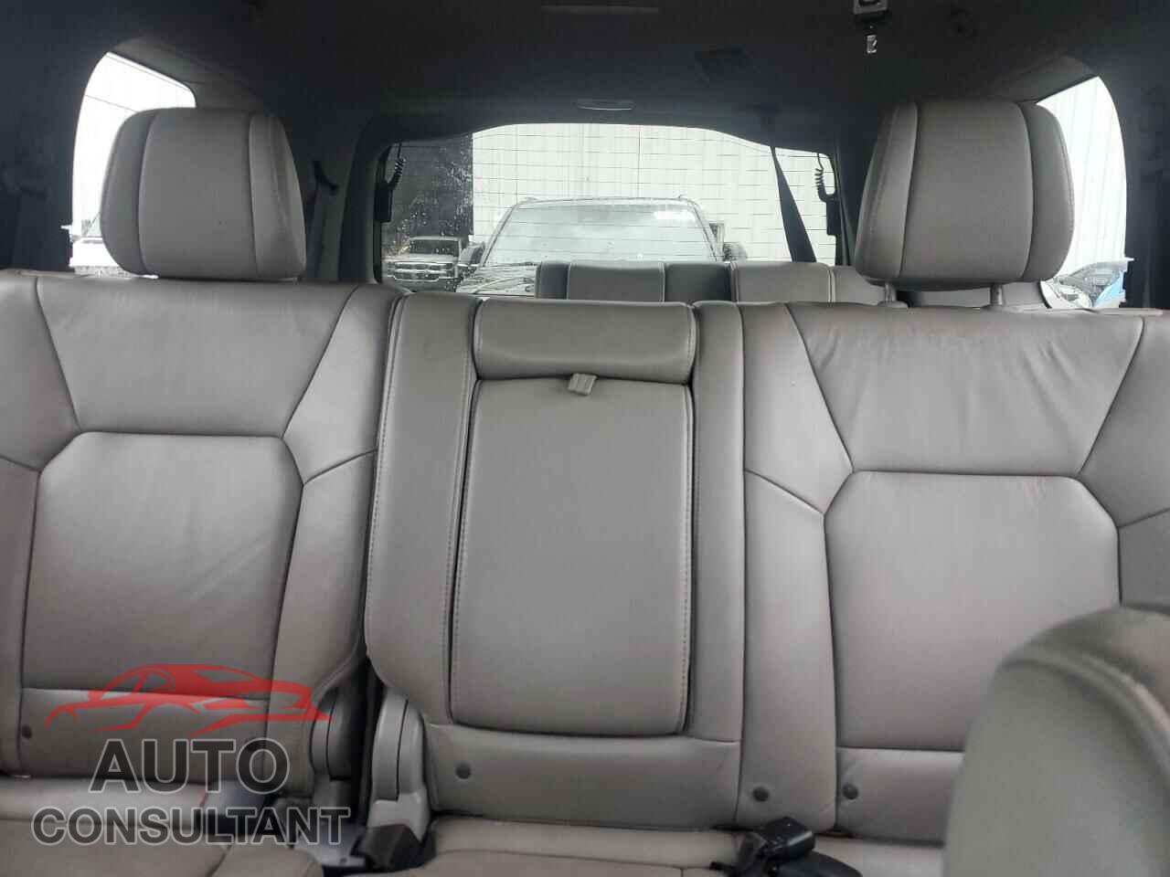 HONDA PILOT 2012 - 5FNYF4H64CB002731