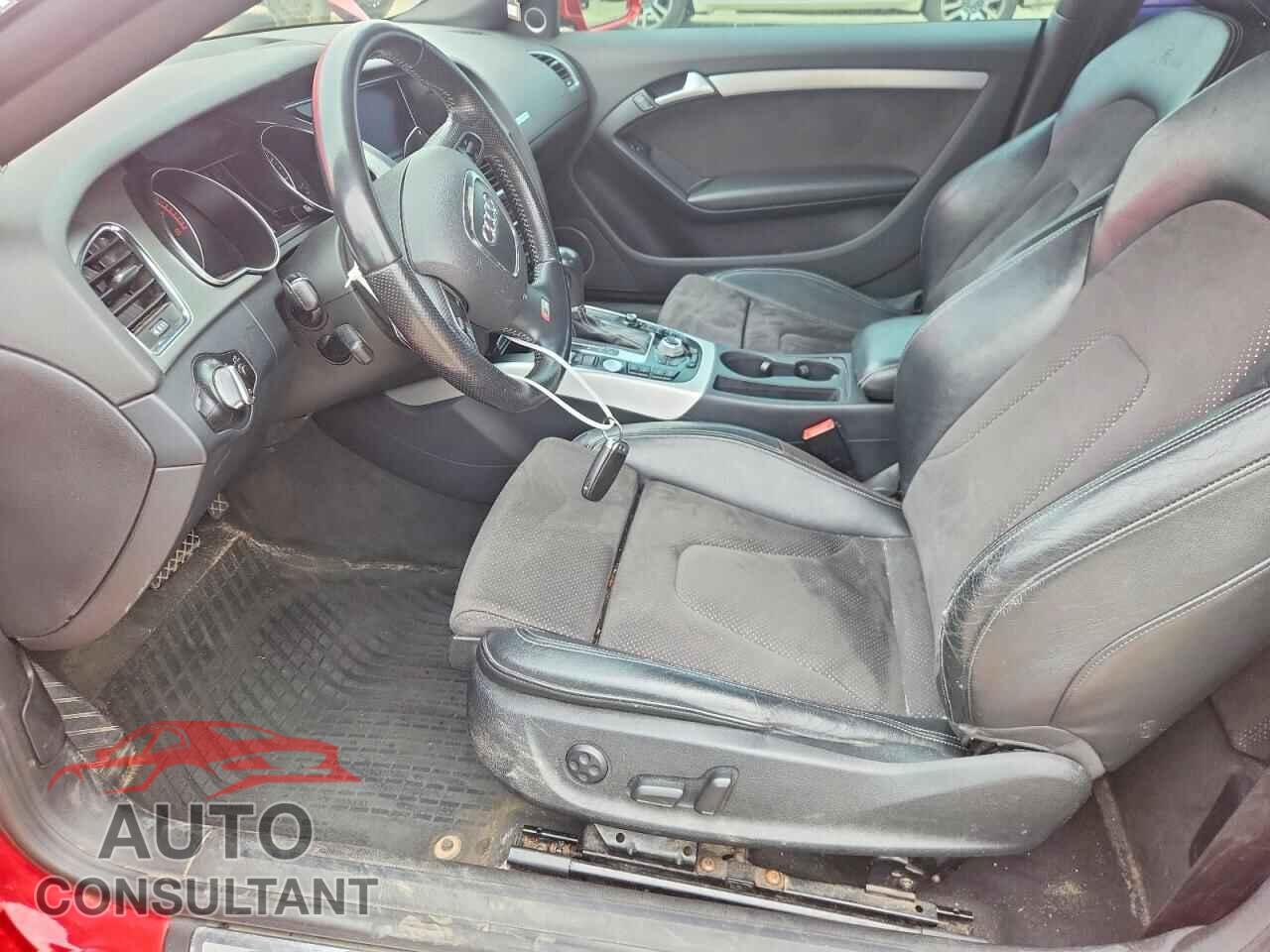 AUDI A5 2012 - WAUWFBFR3CA027005