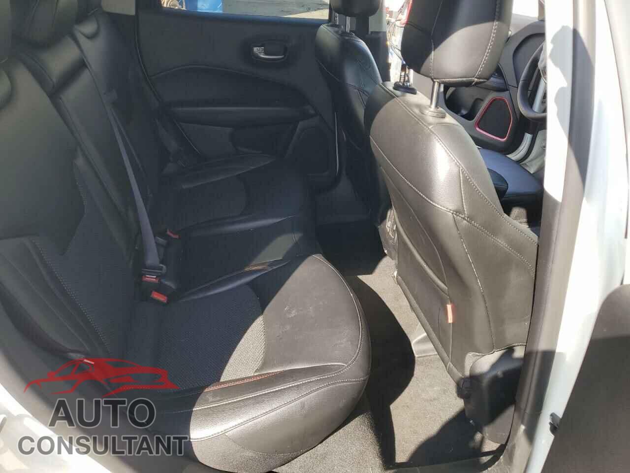 JEEP COMPASS 2021 - 3C4NJDDB5MT598052