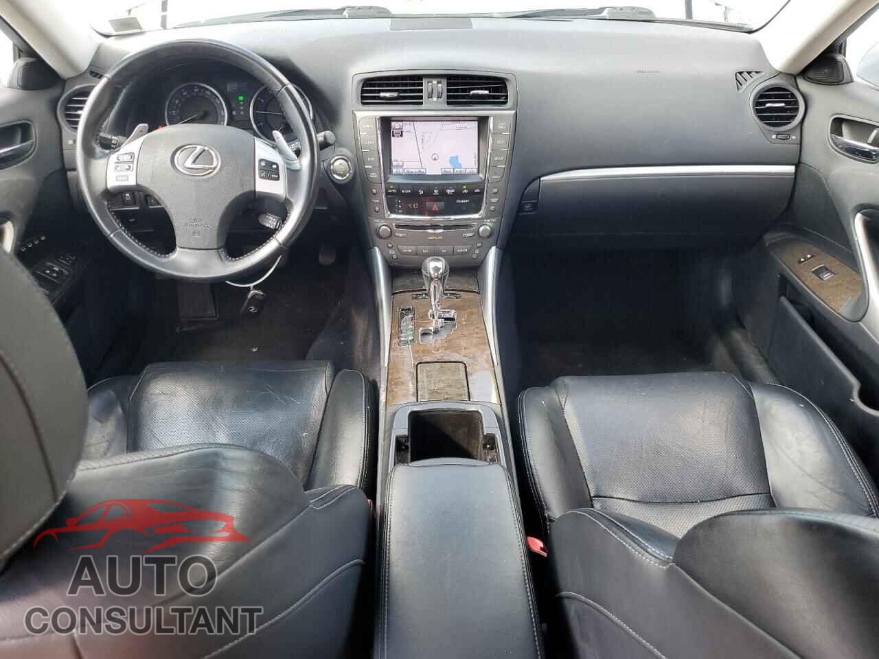 LEXUS IS 2012 - JTHCF5C21C5052832