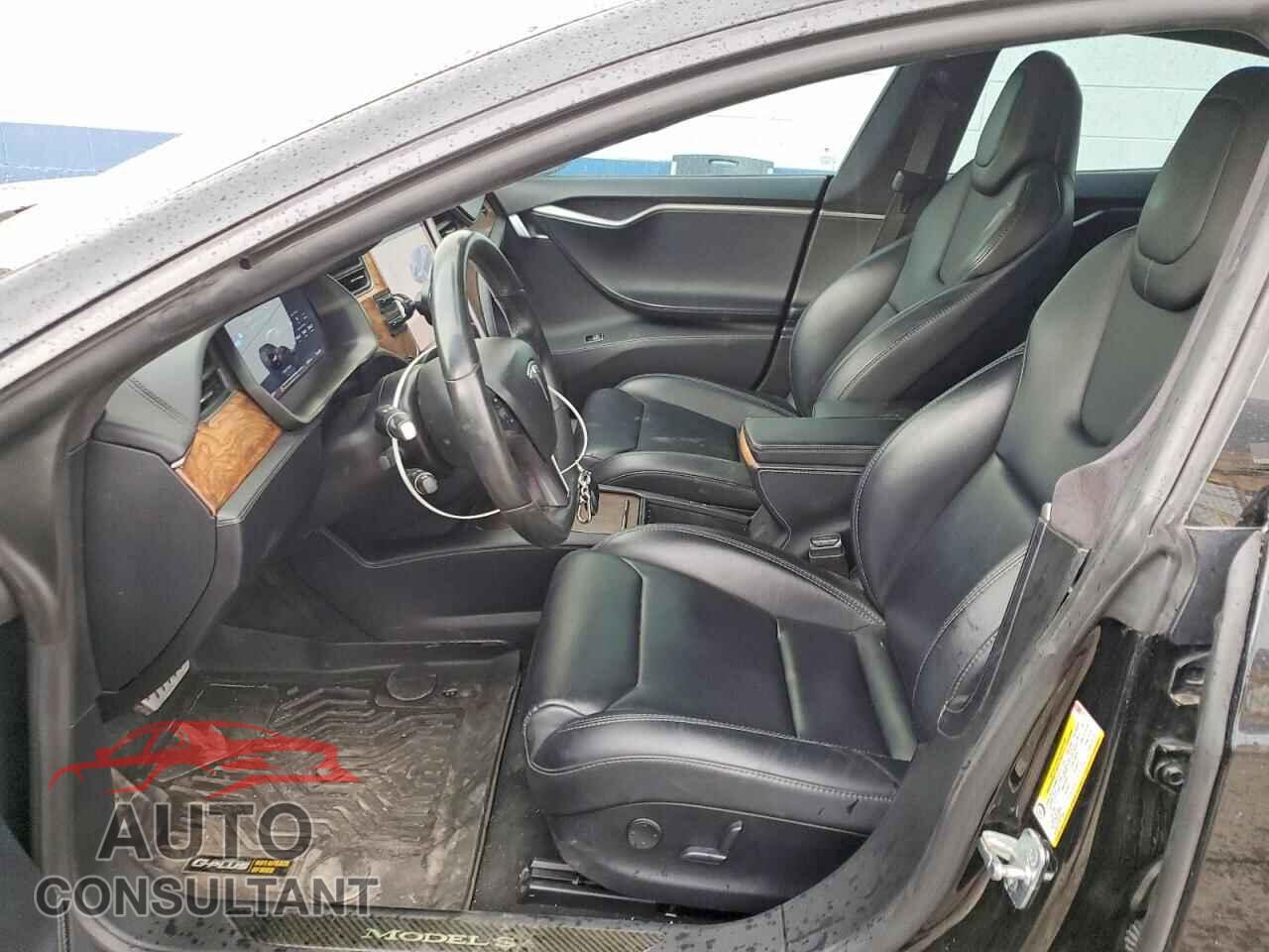 TESLA MODEL S 2019 - 5YJSA1E44KF330414