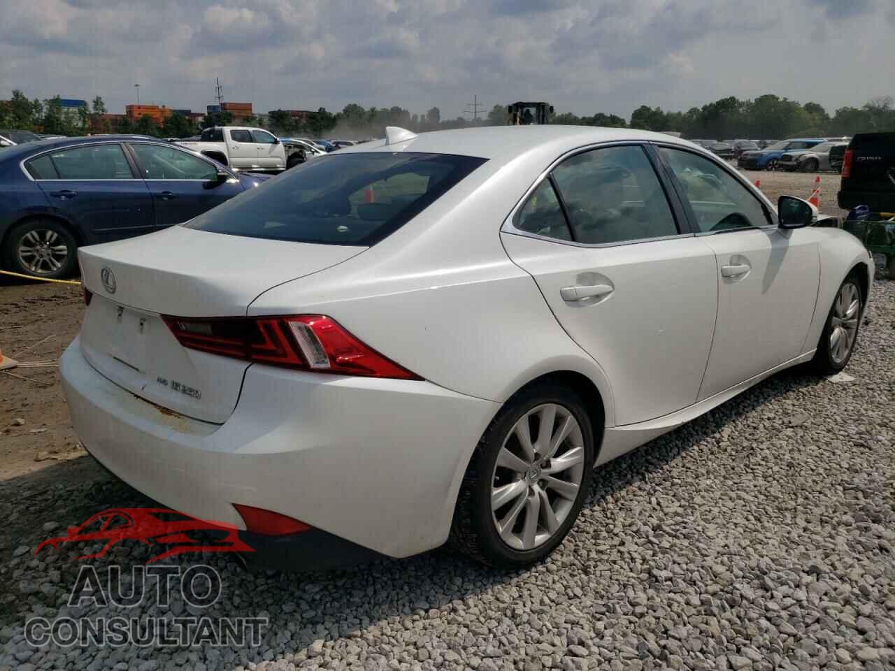 LEXUS IS 2015 - JTHCF1D24F5028441
