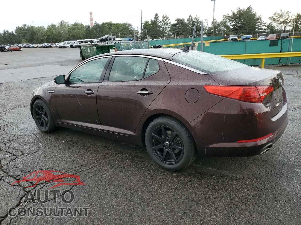 KIA OPTIMA 2011 - KNAGN4A71B5117897