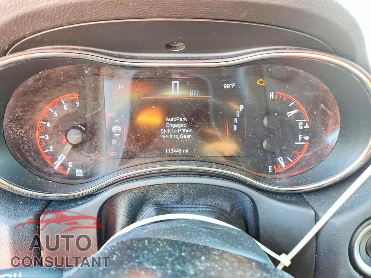 DODGE DURANGO 2019 - 1C4RDJDG5KC586074