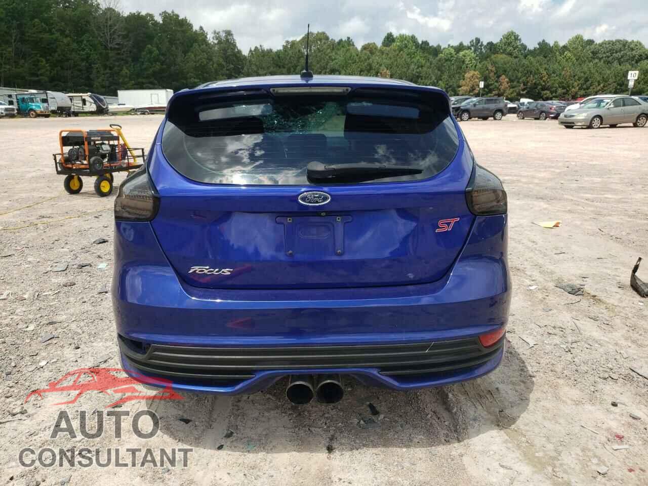 FORD FOCUS 2015 - 1FADP3L90FL366305