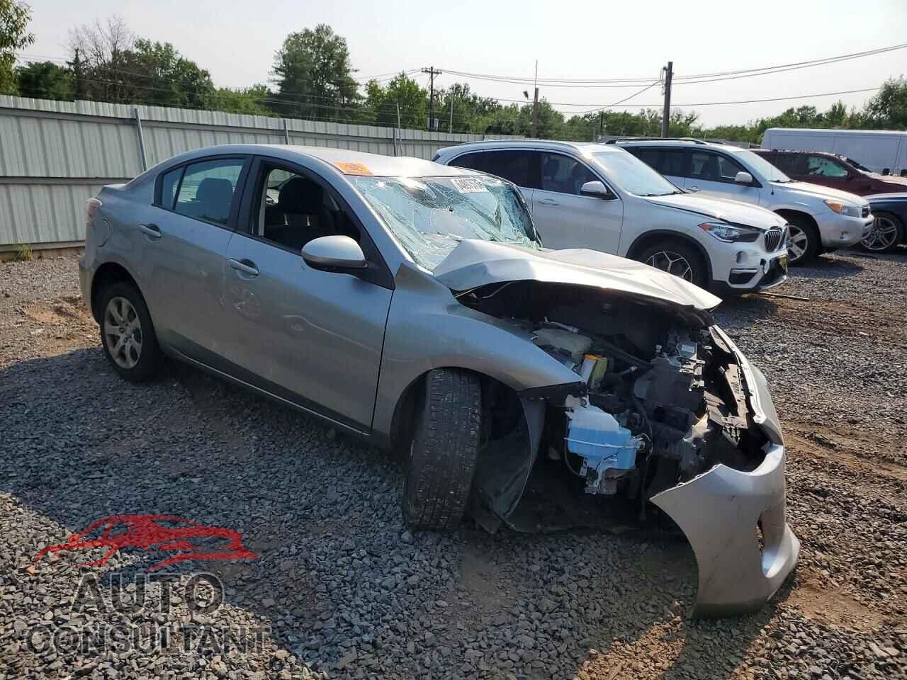 MAZDA 3 2013 - JM1BL1UP2D1833263