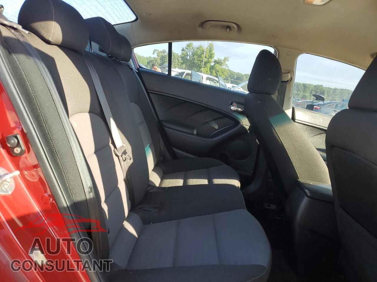 KIA FORTE 2017 - 3KPFL4A79HE100976