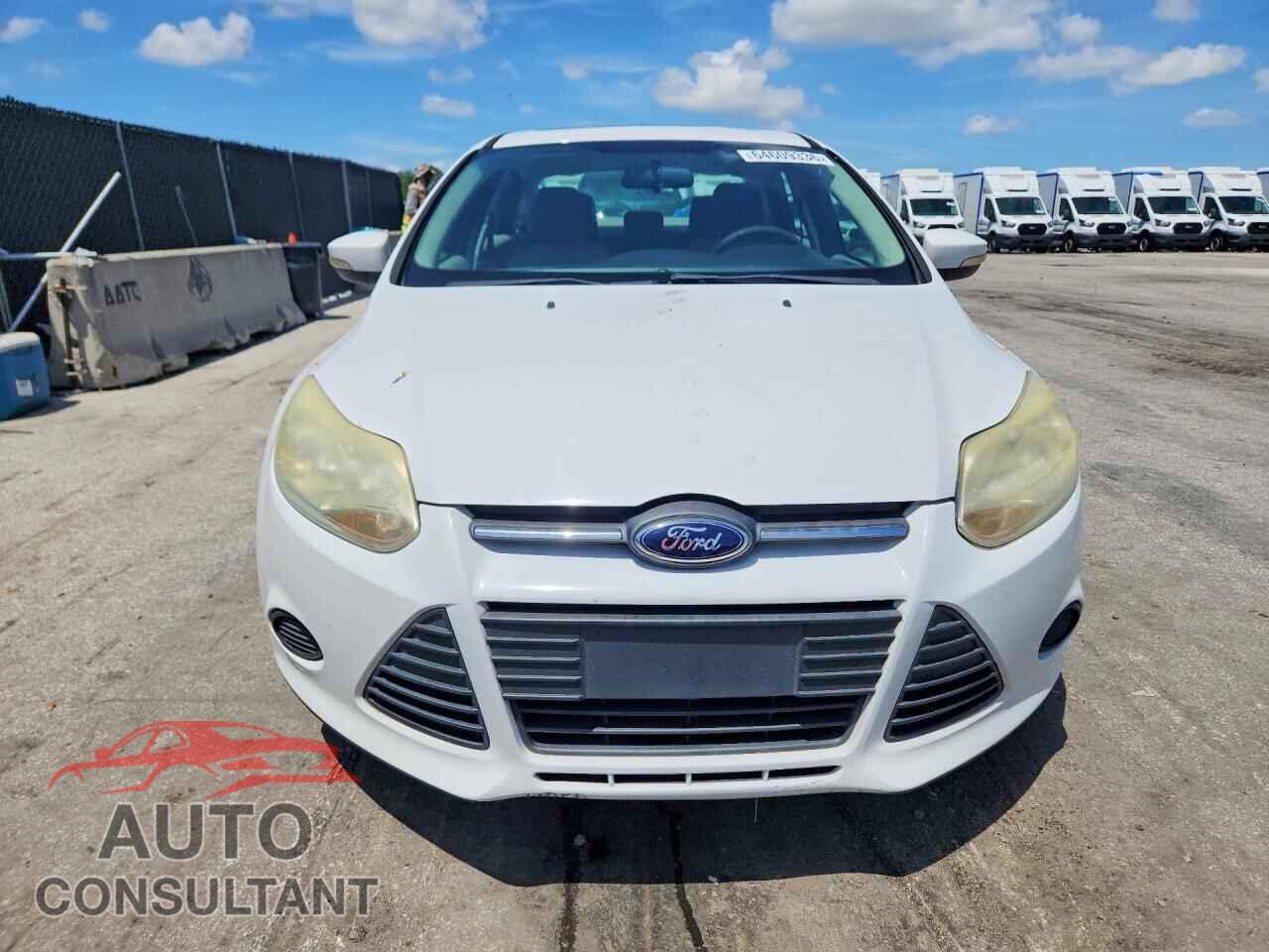 FORD FOCUS 2014 - 1FADP3F23EL227198