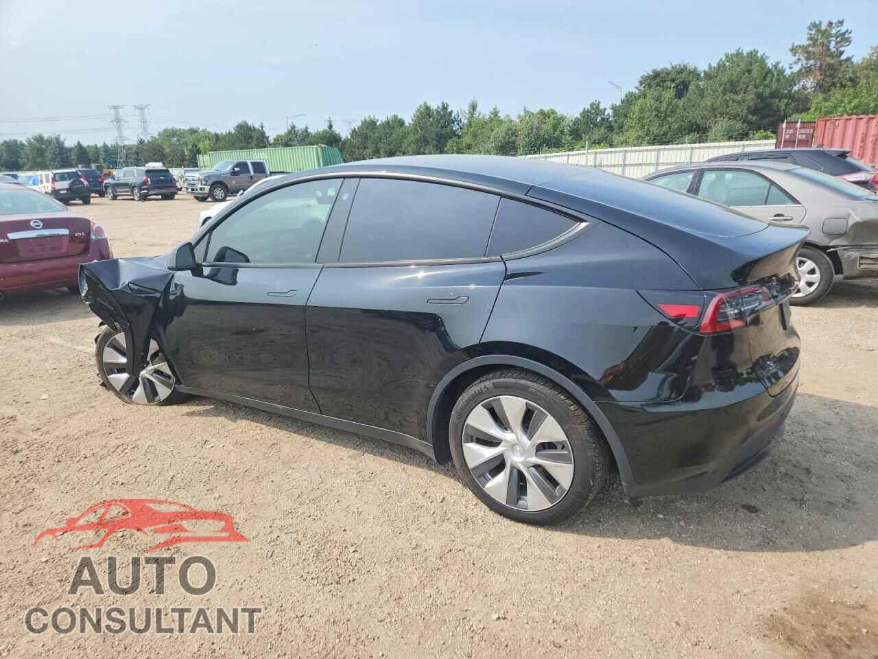 TESLA MODEL Y 2023 - 7SAYGDEE2PF668455