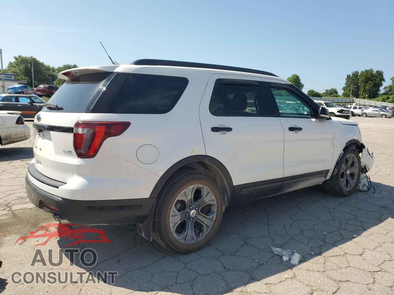 FORD EXPLORER 2018 - 1FM5K8GT8JGA55217