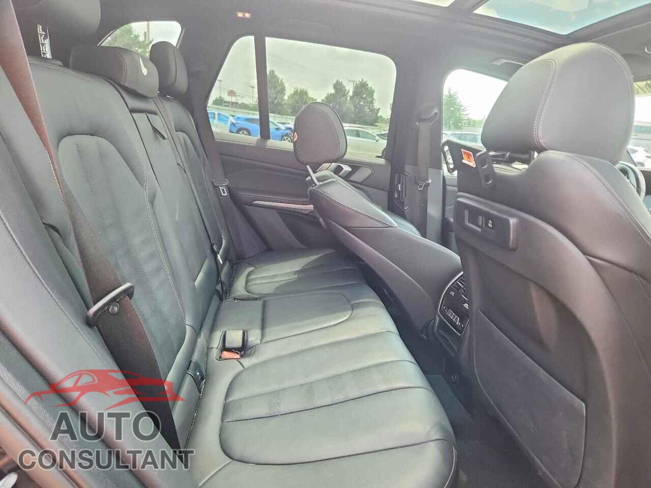 BMW X5 2021 - 5UXTA6C08M9D53551
