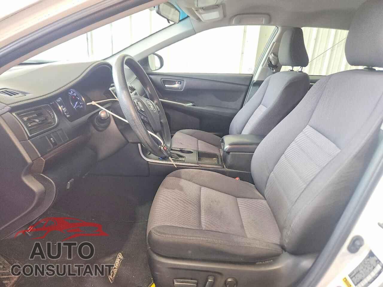 TOYOTA CAMRY 2016 - 4T4BF1FK2GR578191