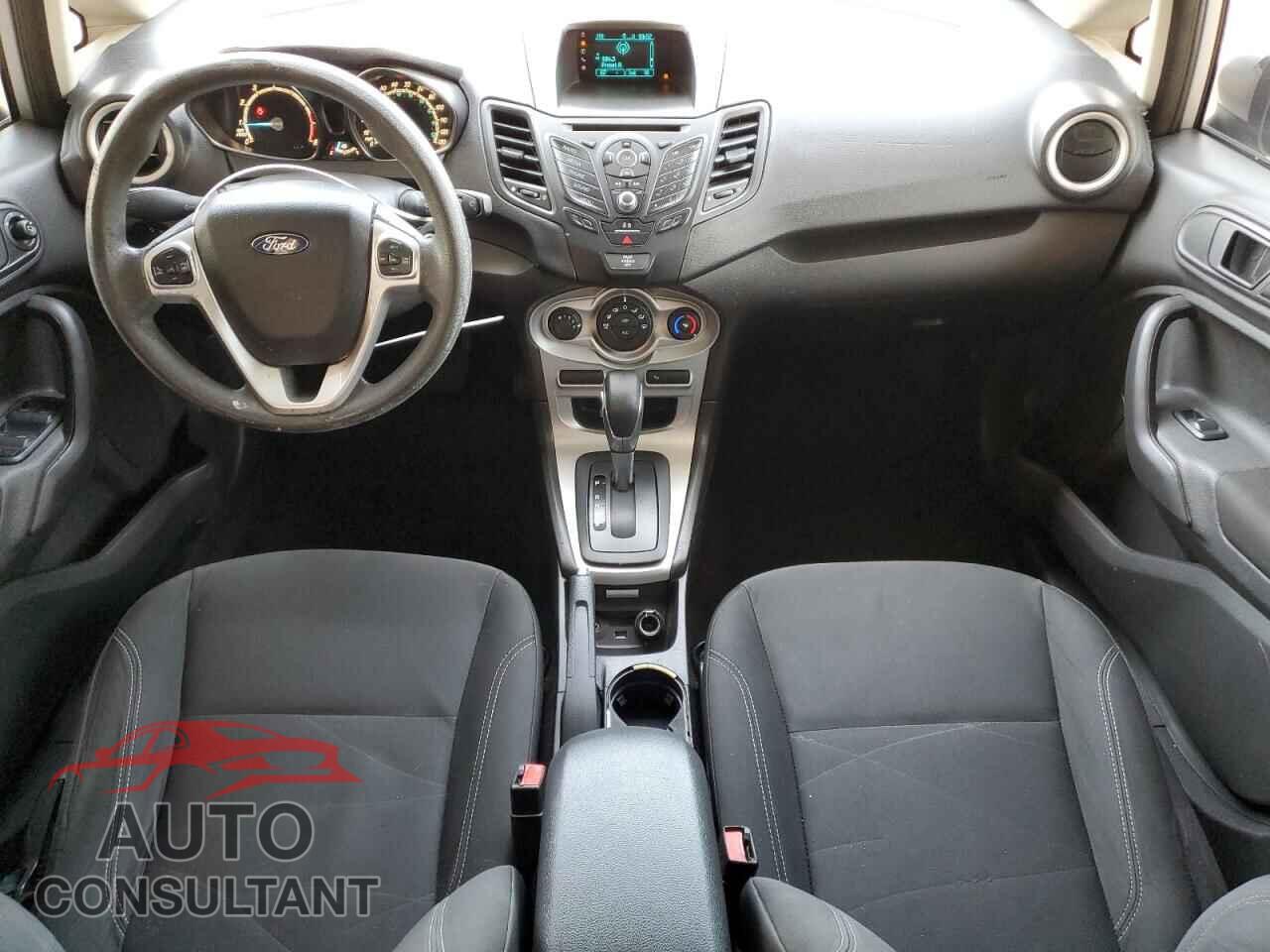 FORD FIESTA 2017 - 3FADP4EJ7HM113352