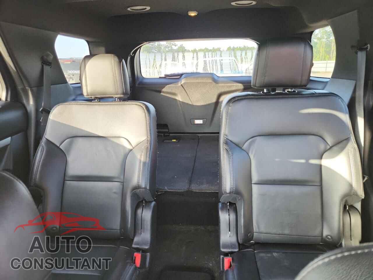 FORD EXPLORER 2017 - 1FM5K7D84HGB52046