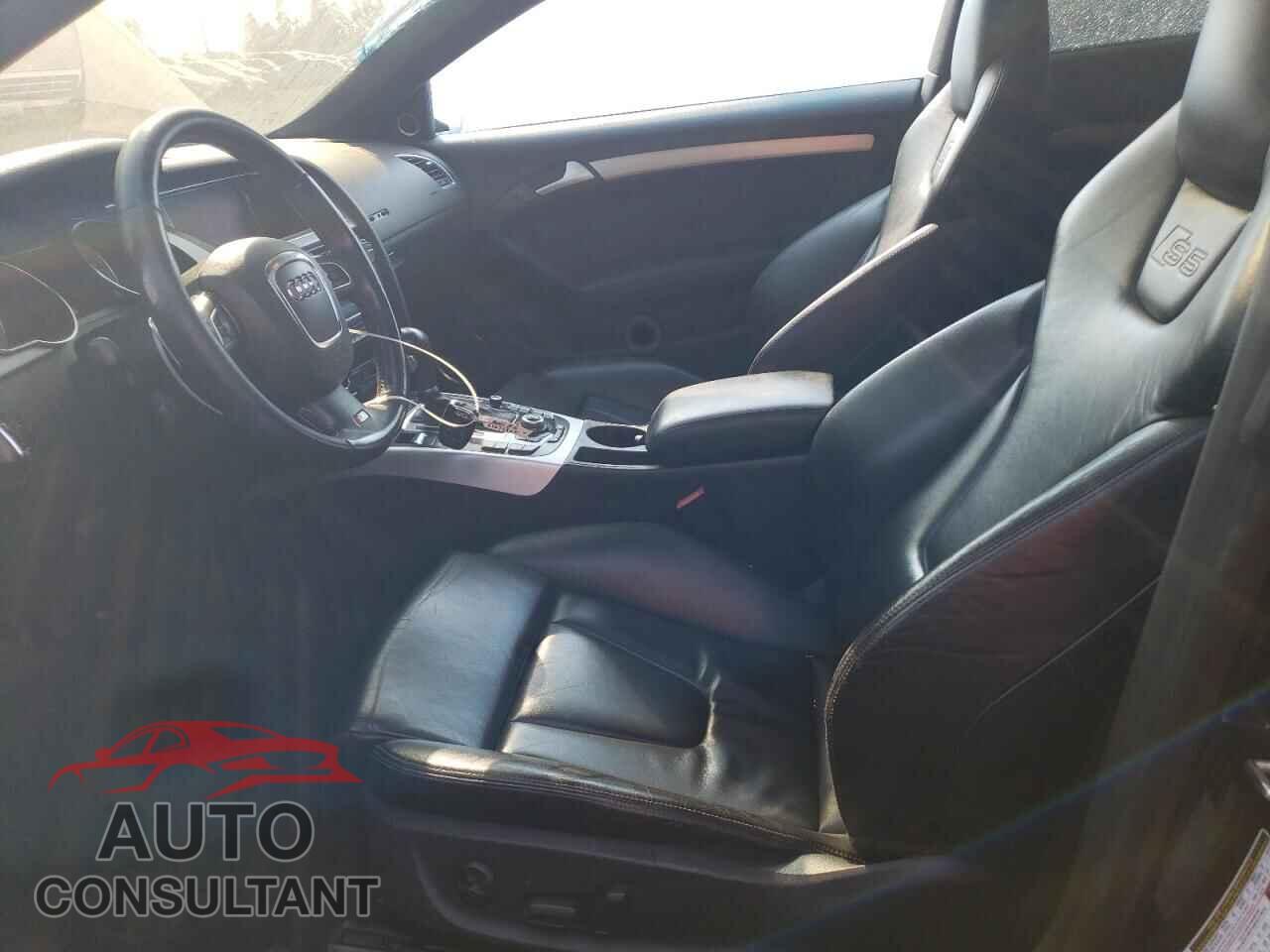 AUDI S5/RS5 2012 - WAUCVAFR2CA002483