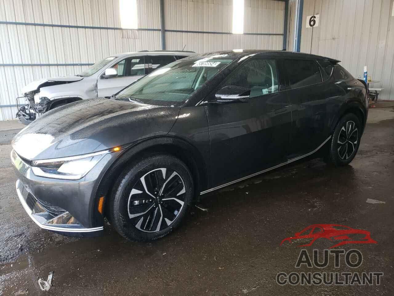 KIA EV6 LIGHT 2023 - KNDC3DLC7P5155322