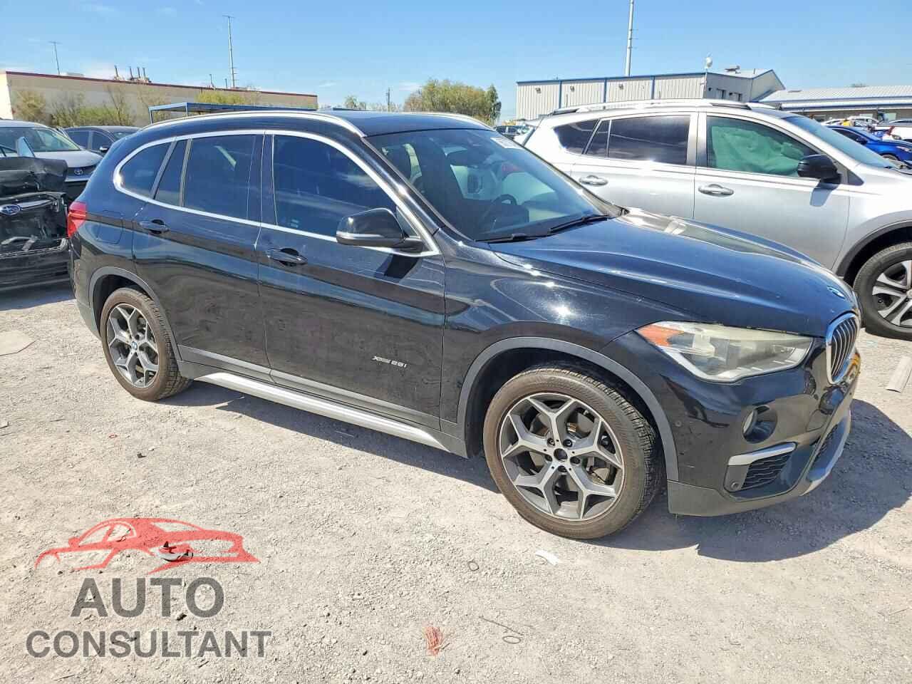 BMW X1 2016 - WBXHT3C34GP888564