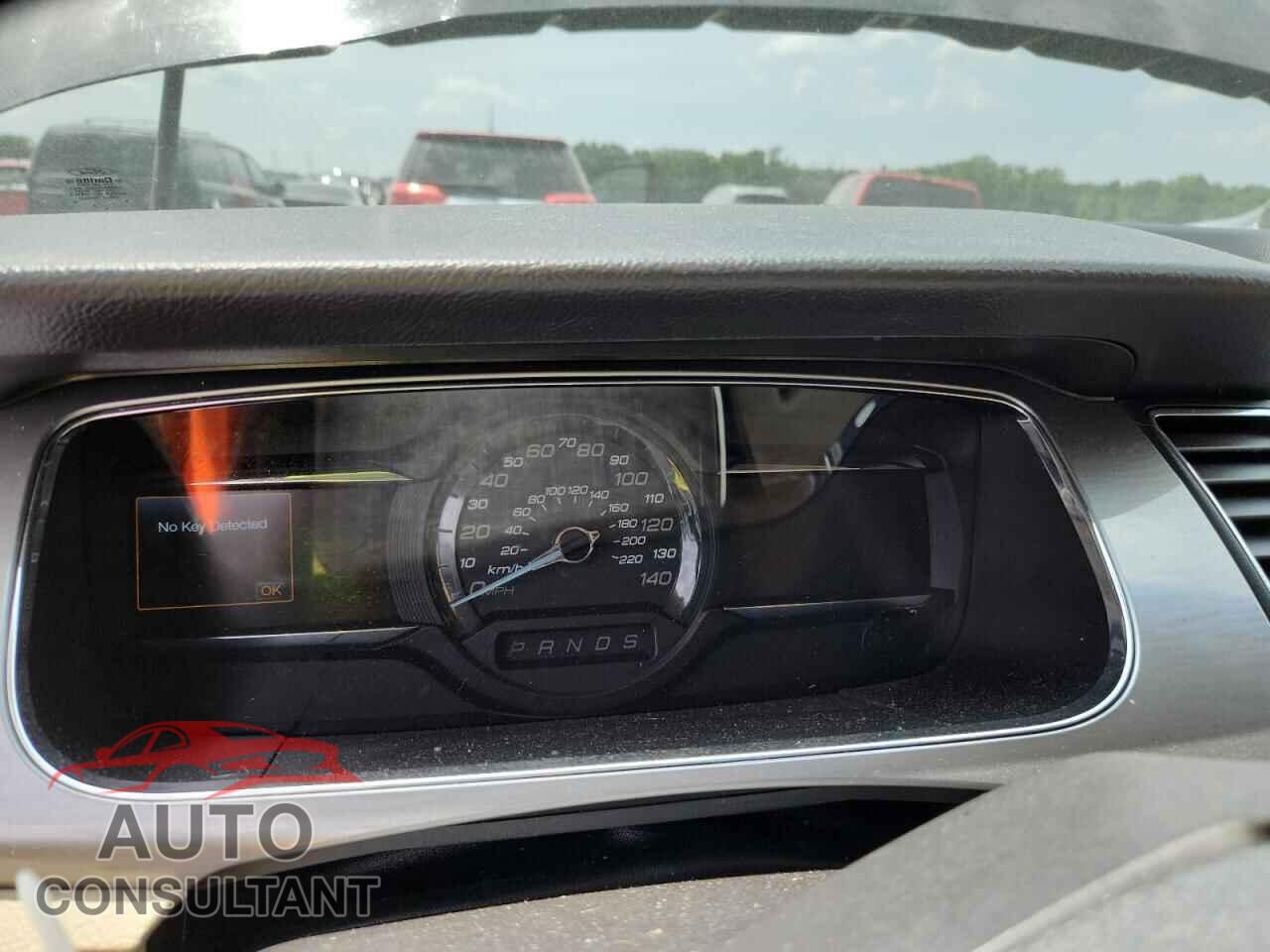 FORD TAURUS 2015 - 1FAHP2E81FG176876