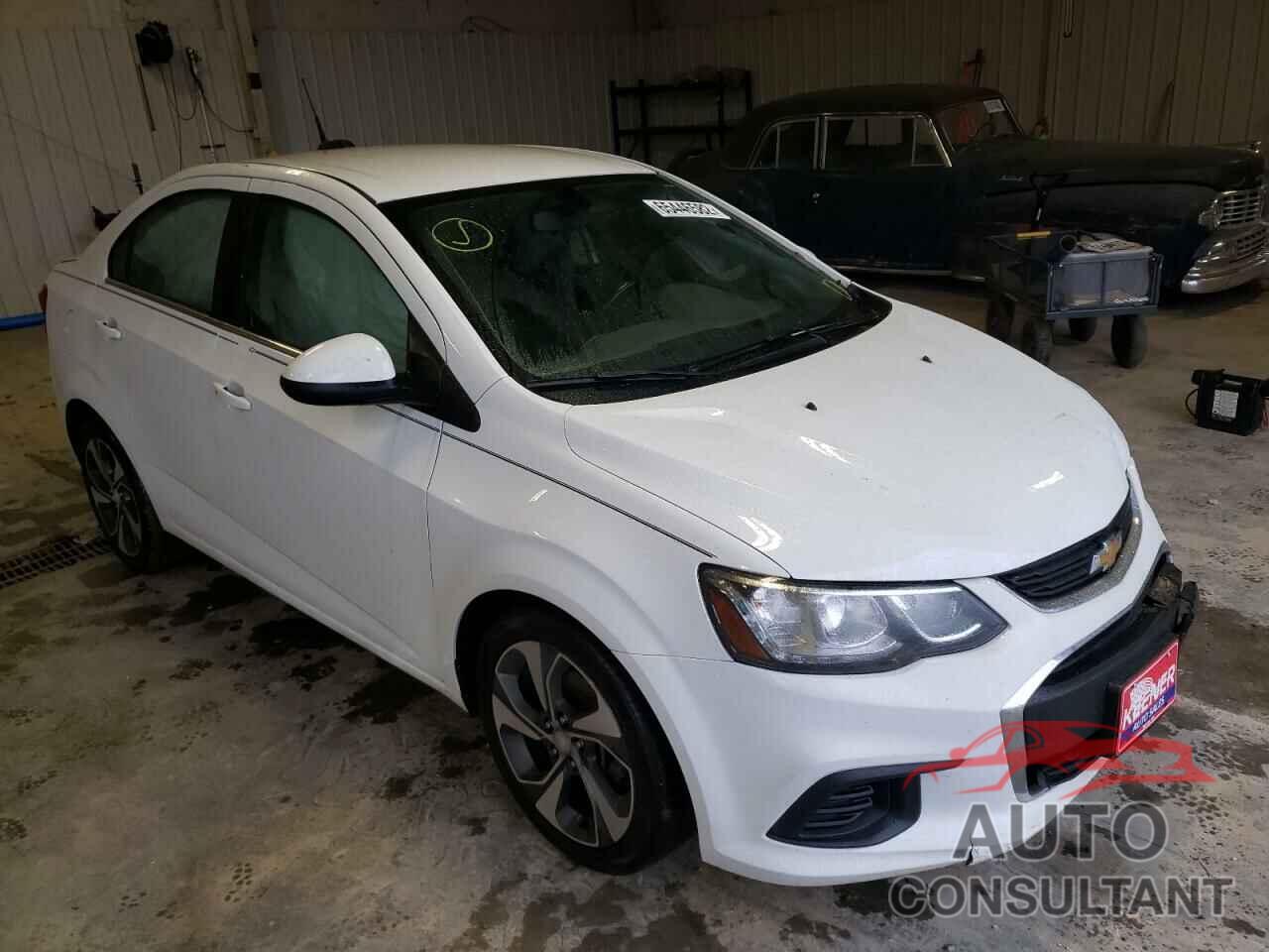 CHEVROLET SONIC 2017 - 1G1JF5SB7H4128411