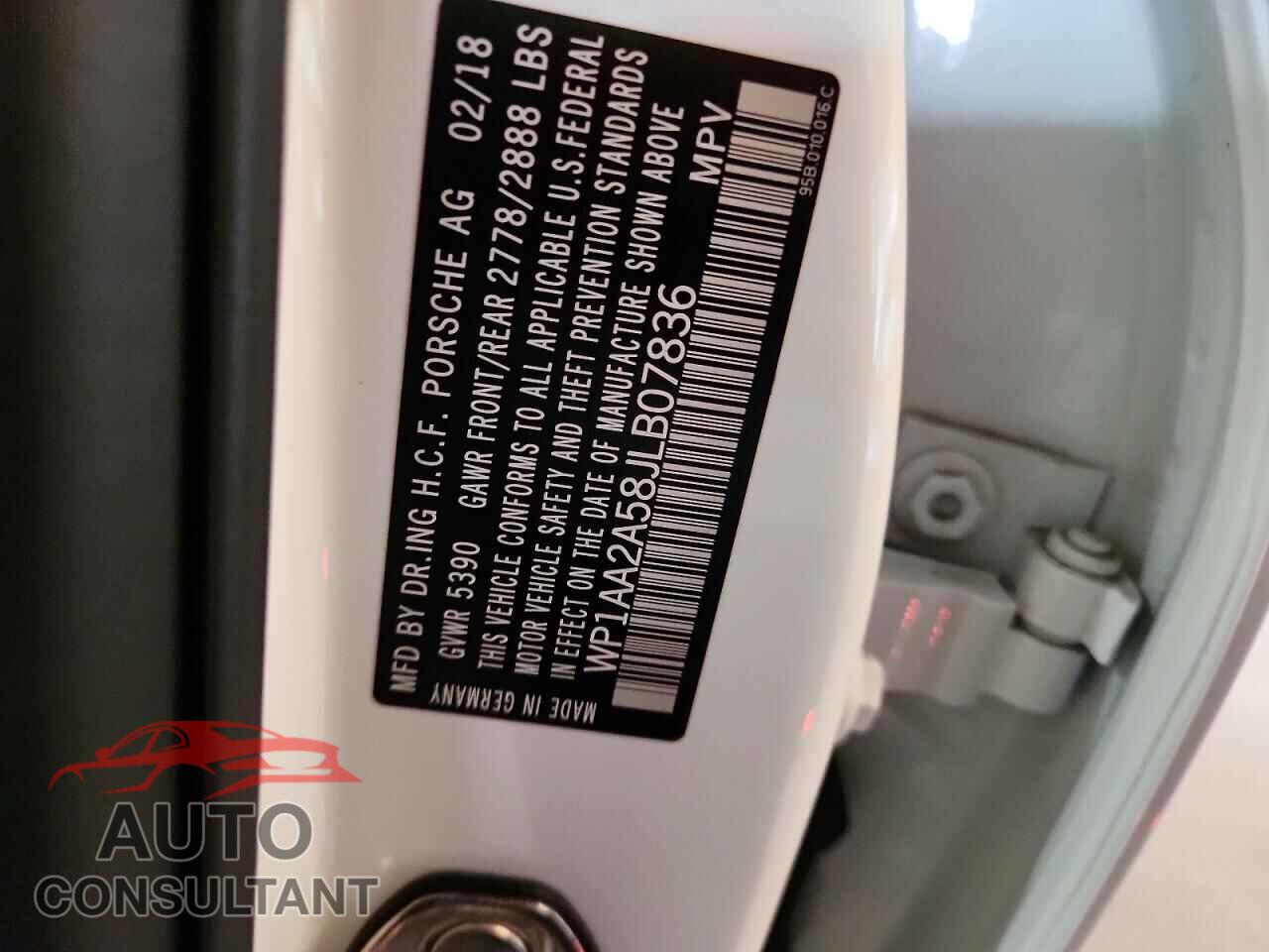 PORSCHE MACAN 2018 - WP1AA2A58JLB07836