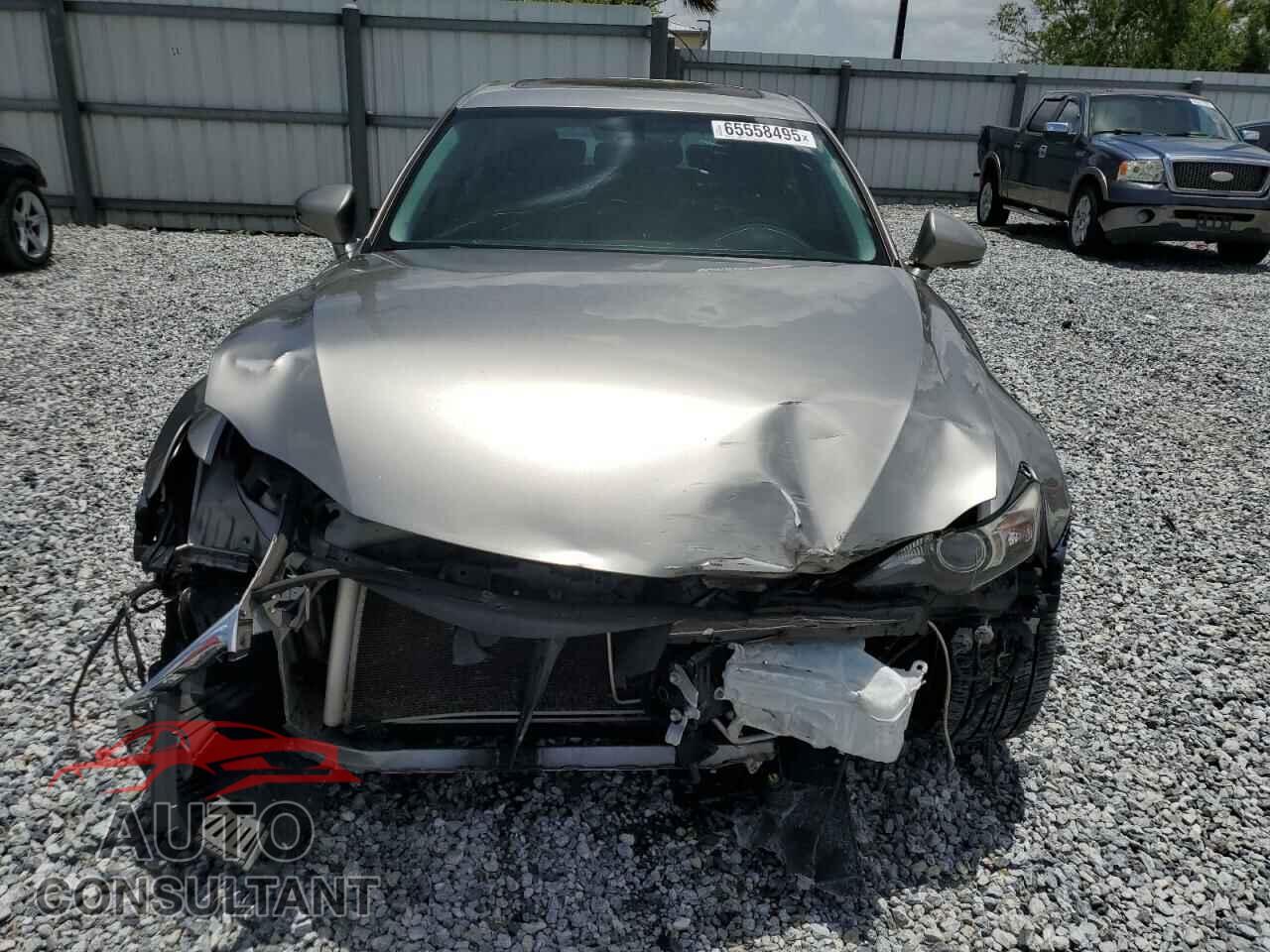 LEXUS IS 2014 - JTHBF1D21E5043554