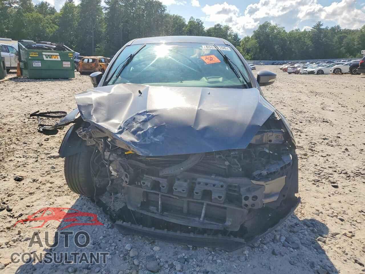 FORD FOCUS 2015 - 1FADP3K20FL302060
